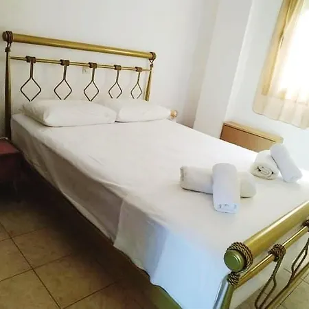Avra Apartment Kymi