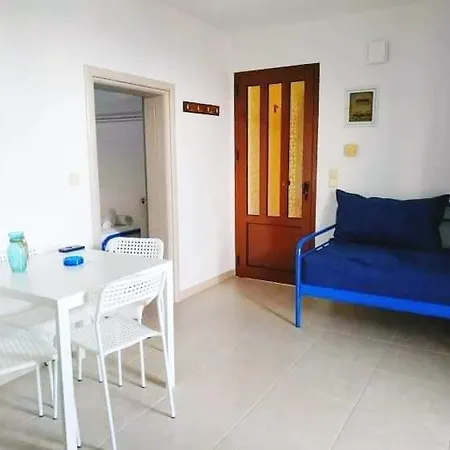 Apartment Avra Kymi